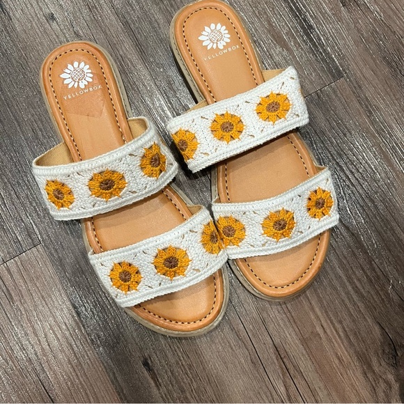Yellowbox Sandals Women's 8.5 Liselle Sunflower Crochet Boho Dopamine - Picture 2 of 5